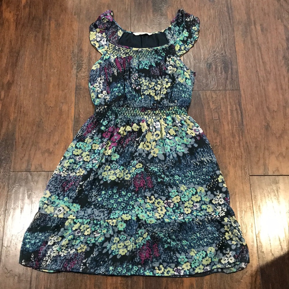 Knee length old navy dress M